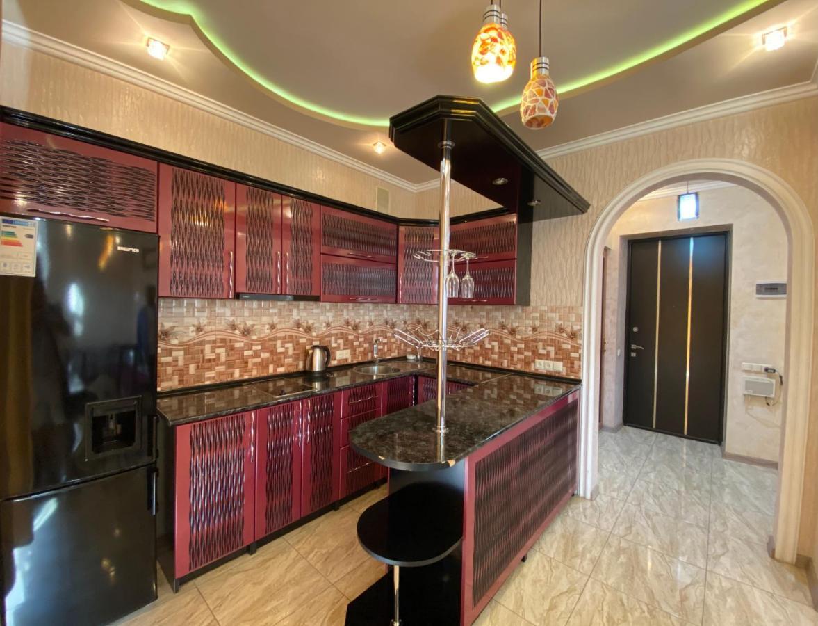 Amiryan Street 1 Bedroom Deluxe Apartment With Balcony Am104 Erevan Esterno foto